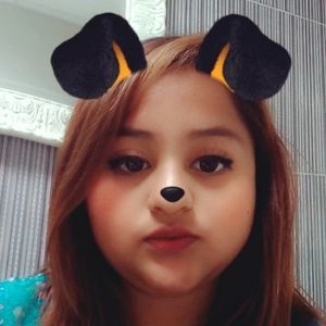 Meet your Posher, Sarahi